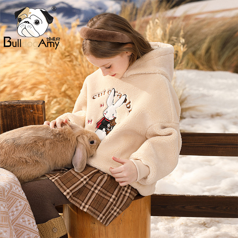 女童加绒卫衣冬季 洋气儿童连帽兔子印花上衣米色保暖衣服